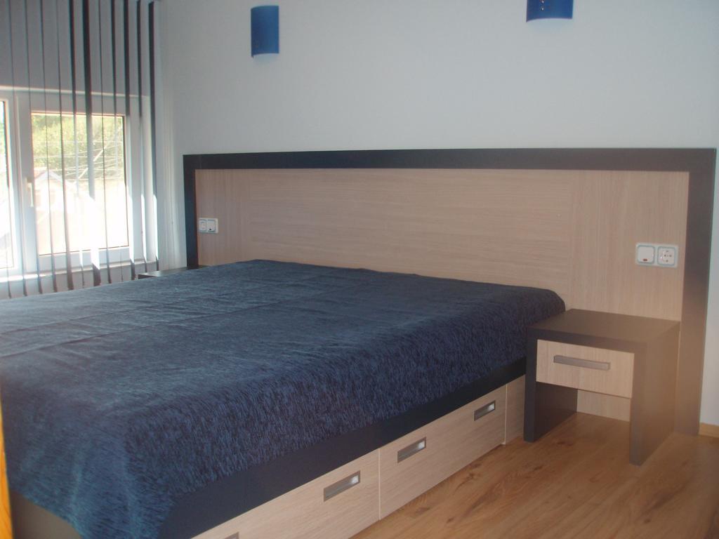 Mania Guest House Калофер Номер фото